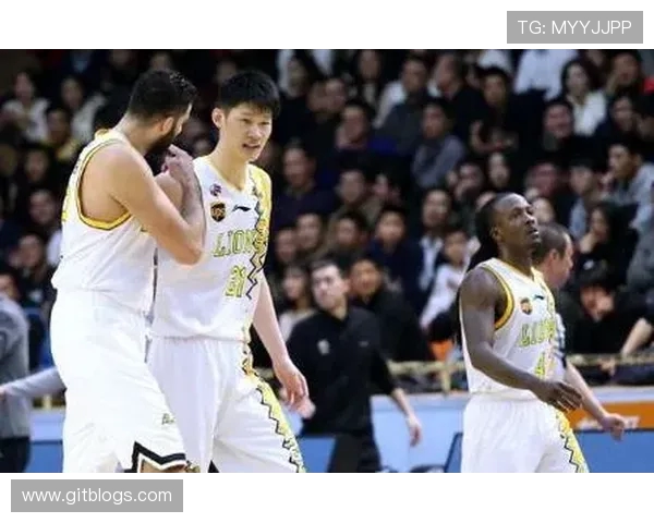 广州攀岩队在世界滑板锦标赛中以58分领跑积分榜展现强劲实力